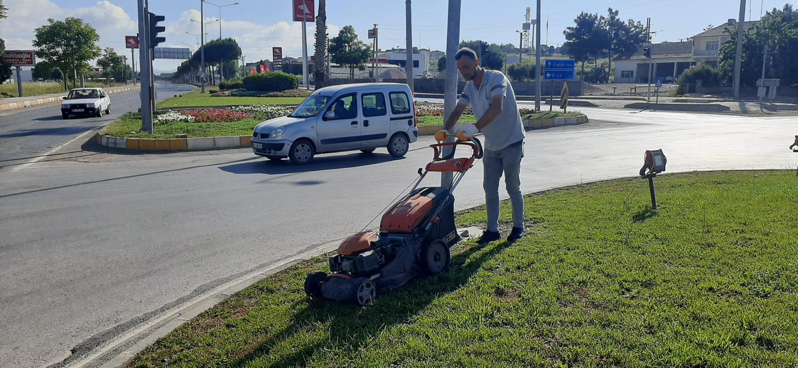 Gönen Belediyesi ekipleri, şehrimizin