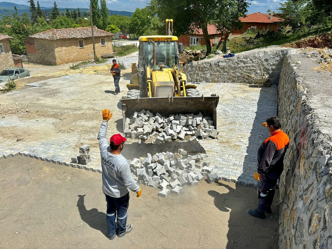 Balya Belediyesi personeli, Akbaş