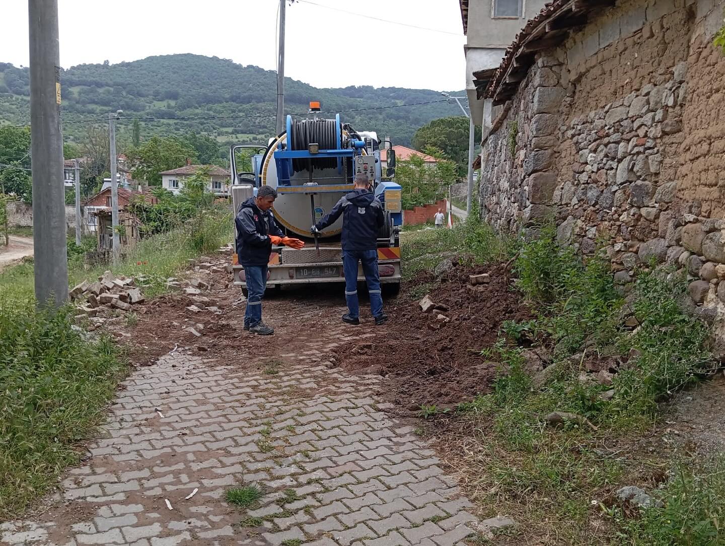 BASKİ ekipleri, Balya'da içmesuyu