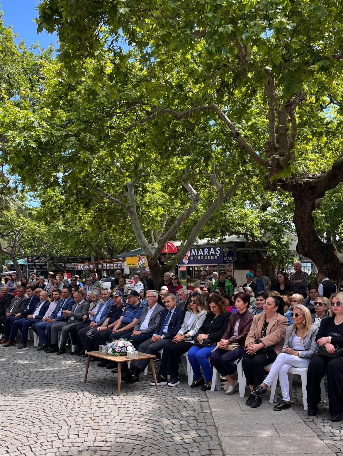 Erdek Belediye Başkanı Burhan