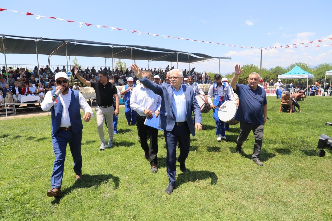 Burhaniye Belediyesi’nin düzenlediği ve