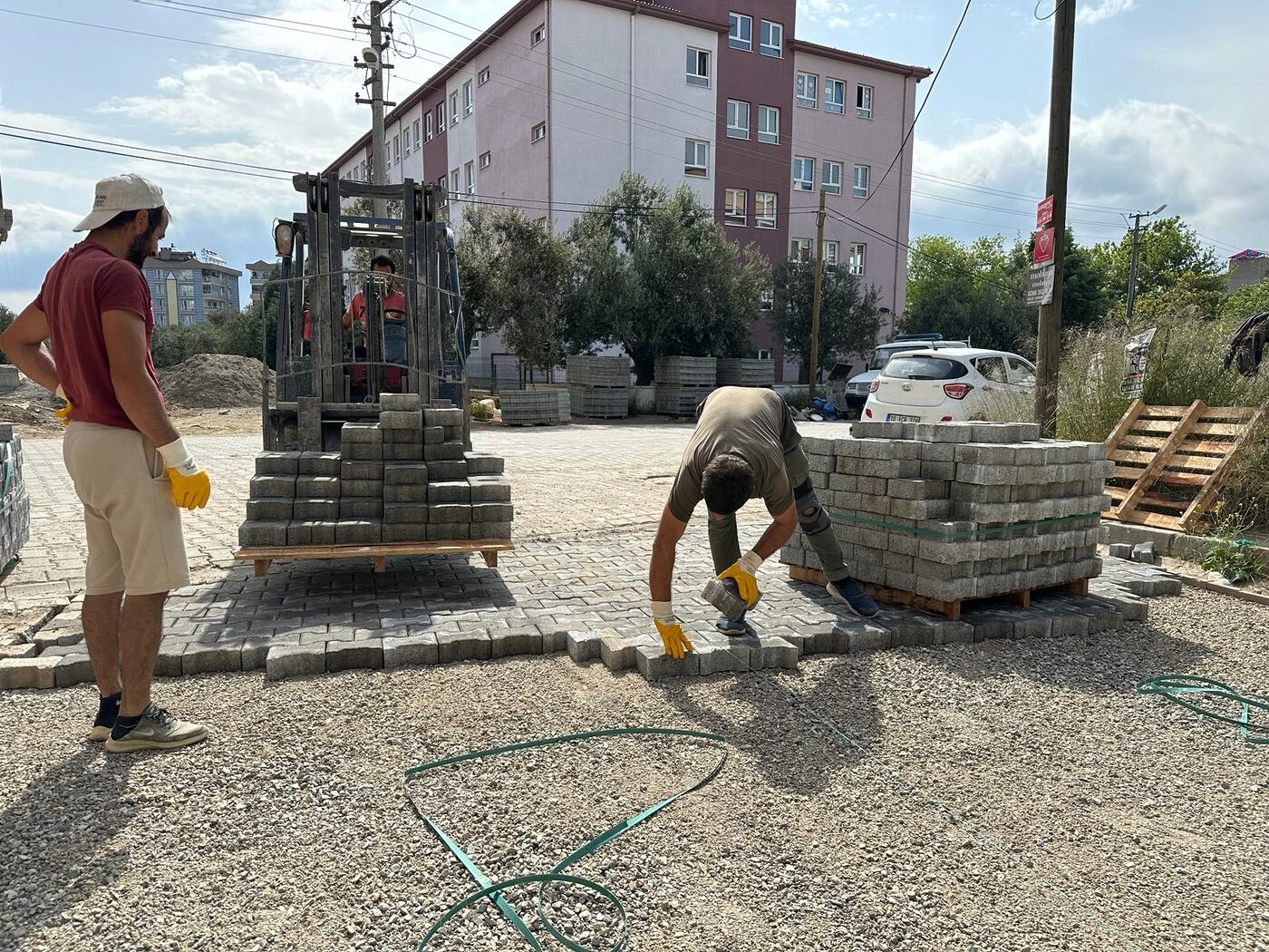 Edremit Belediyesi ekipleri, doğal