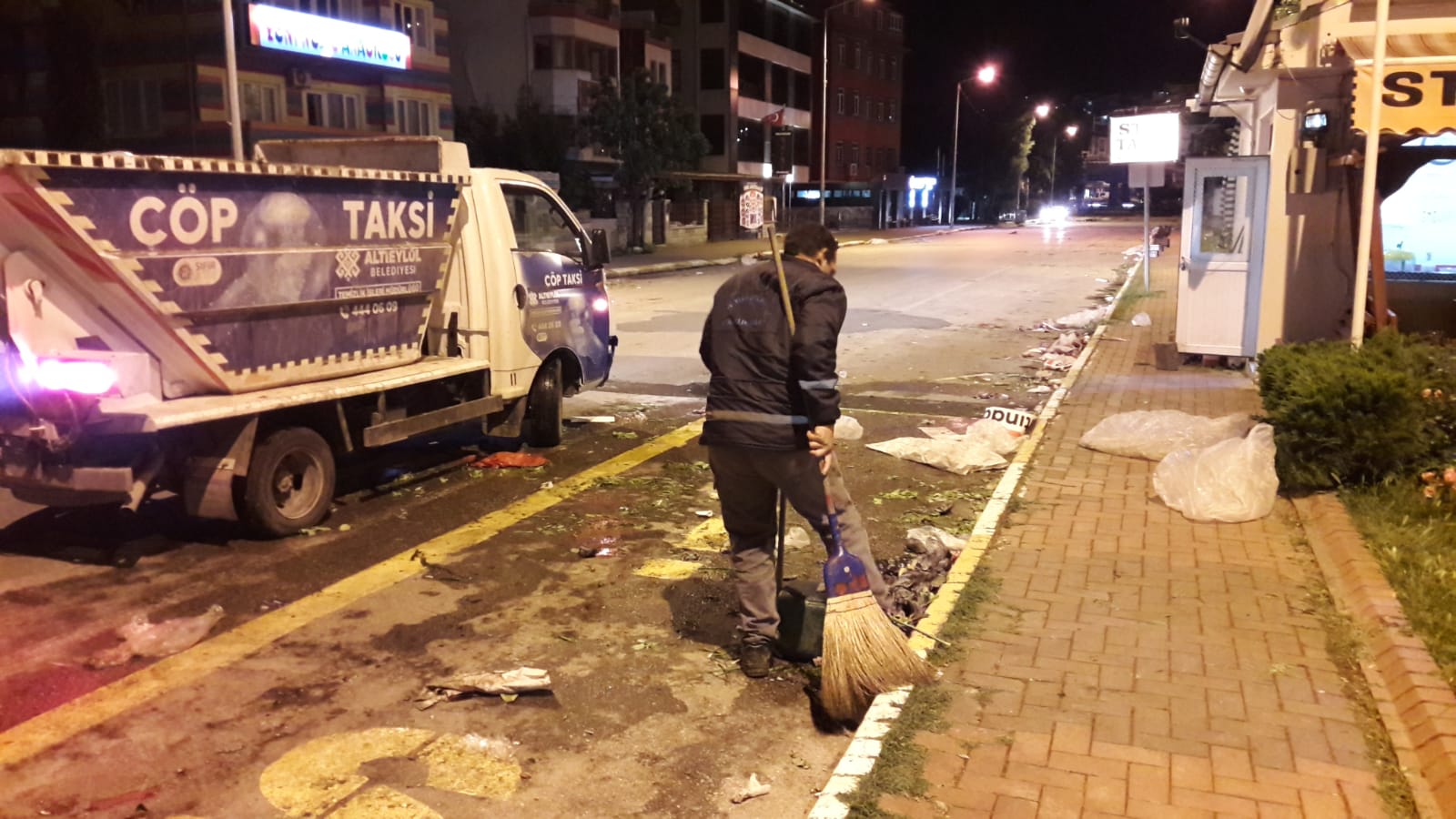 Altıeylül Belediyesi Temizlik İşleri