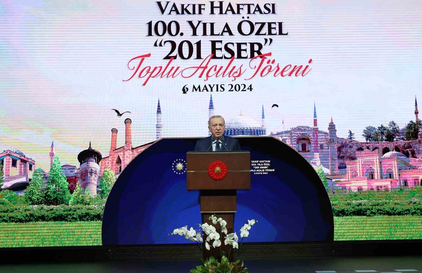 CUMHURBAŞKANI RECEP TAYYİP ERDOĞAN, CUMHURBAŞKANLIĞI BEŞTEPE MİLLET KONGRE VE KÜLTÜR MERKEZİ’NDE ‘VAKIF HAFTASI 100. YILA ÖZEL 201 ESER TOPLU AÇILIŞ TÖRENİ’NDE KONUŞTU