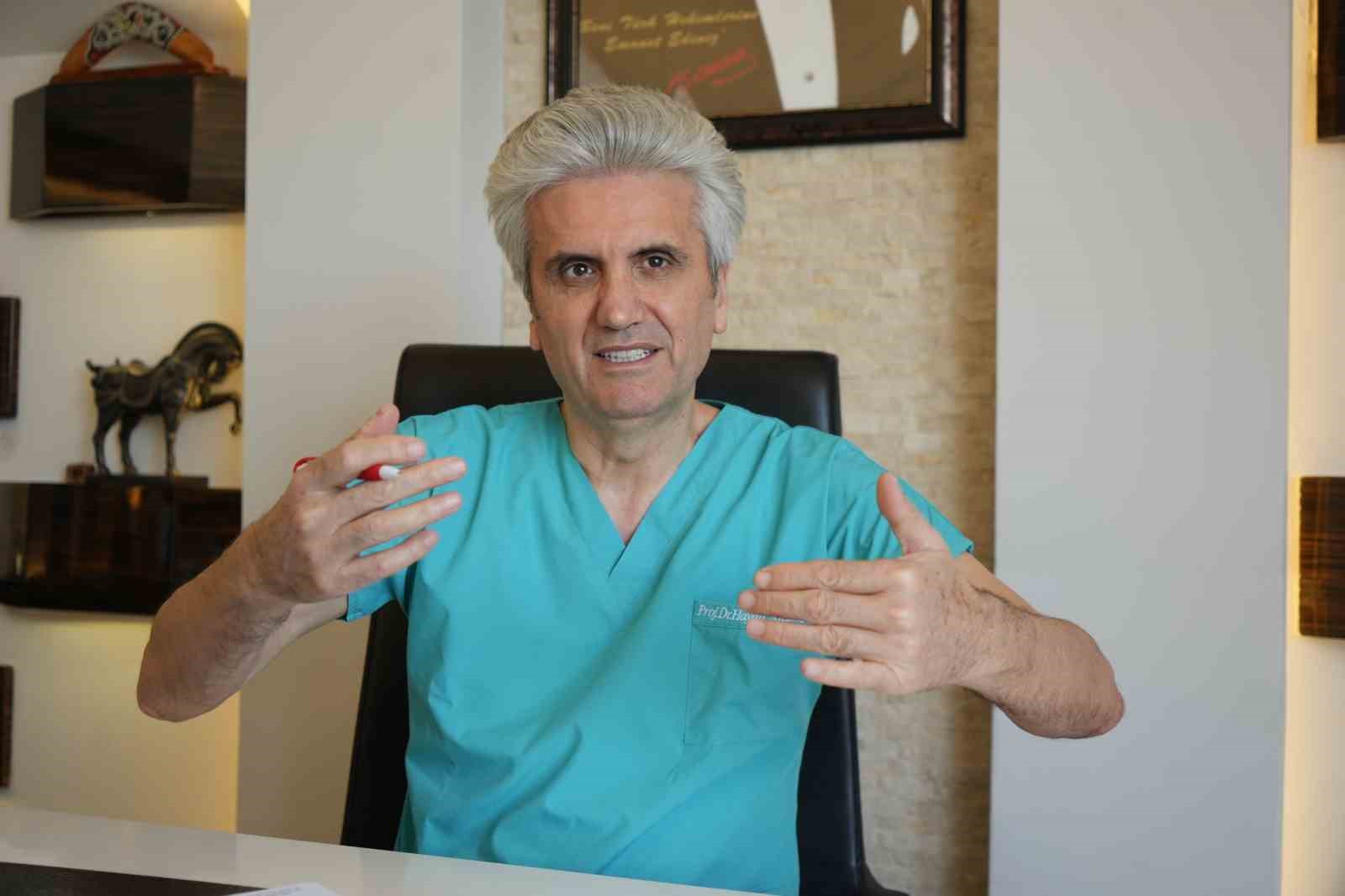 Ünlü estetikçi Prof. Dr.