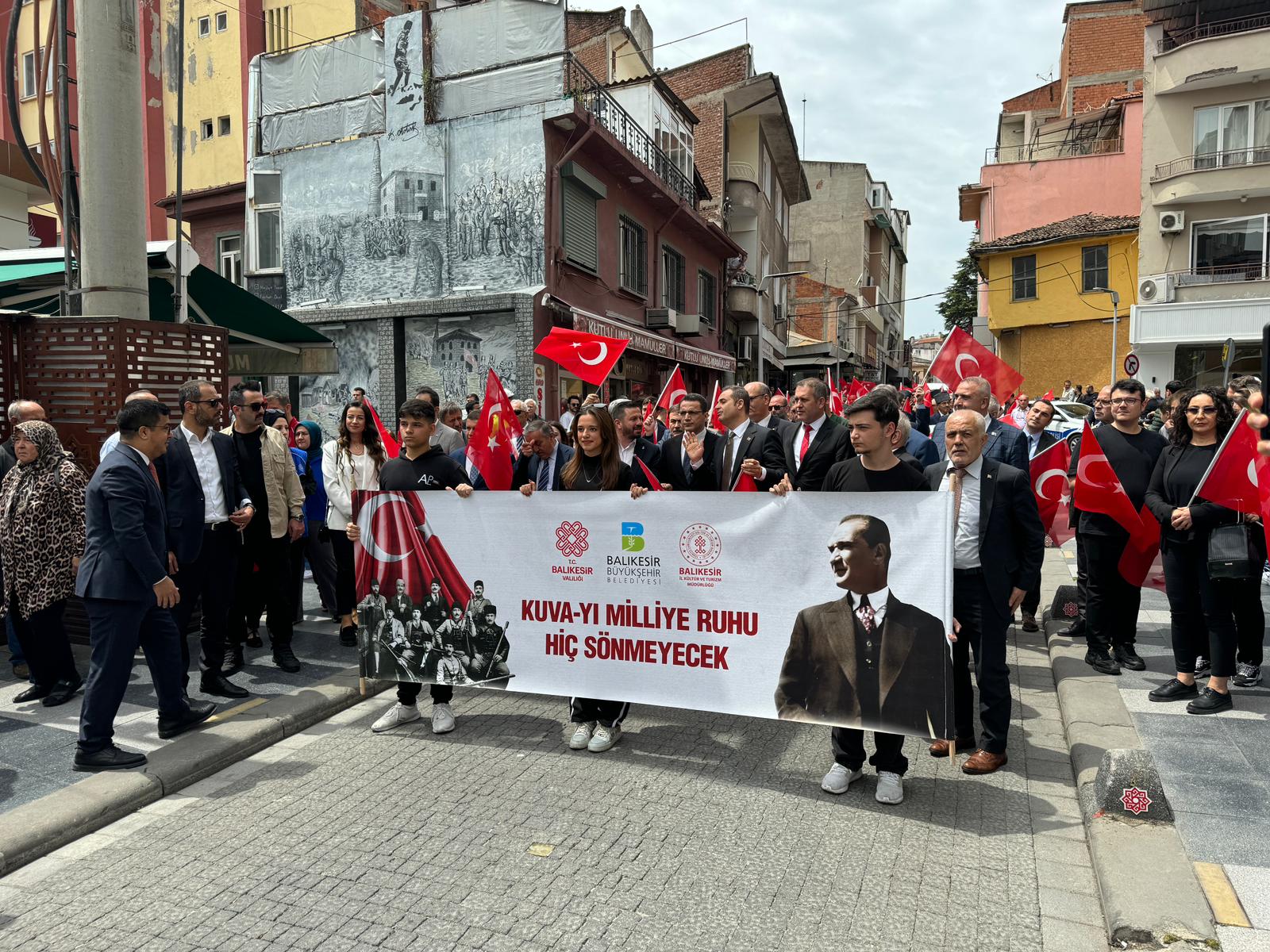 Valilik, Büyükşehir Belediyesi ile