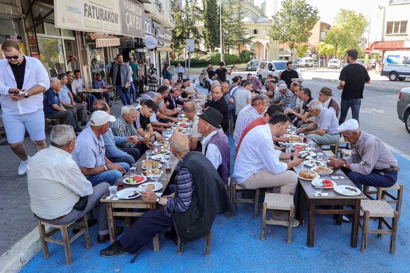 UŞAK BELEDİYE BAŞKANI ÖZKAN