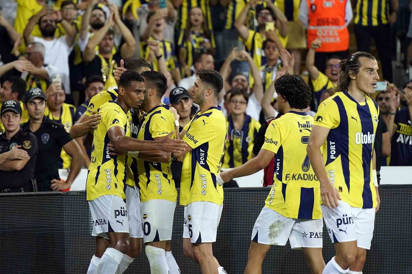 FENERBAHÇE, UEFA ŞAMPİYONLAR LİGİ