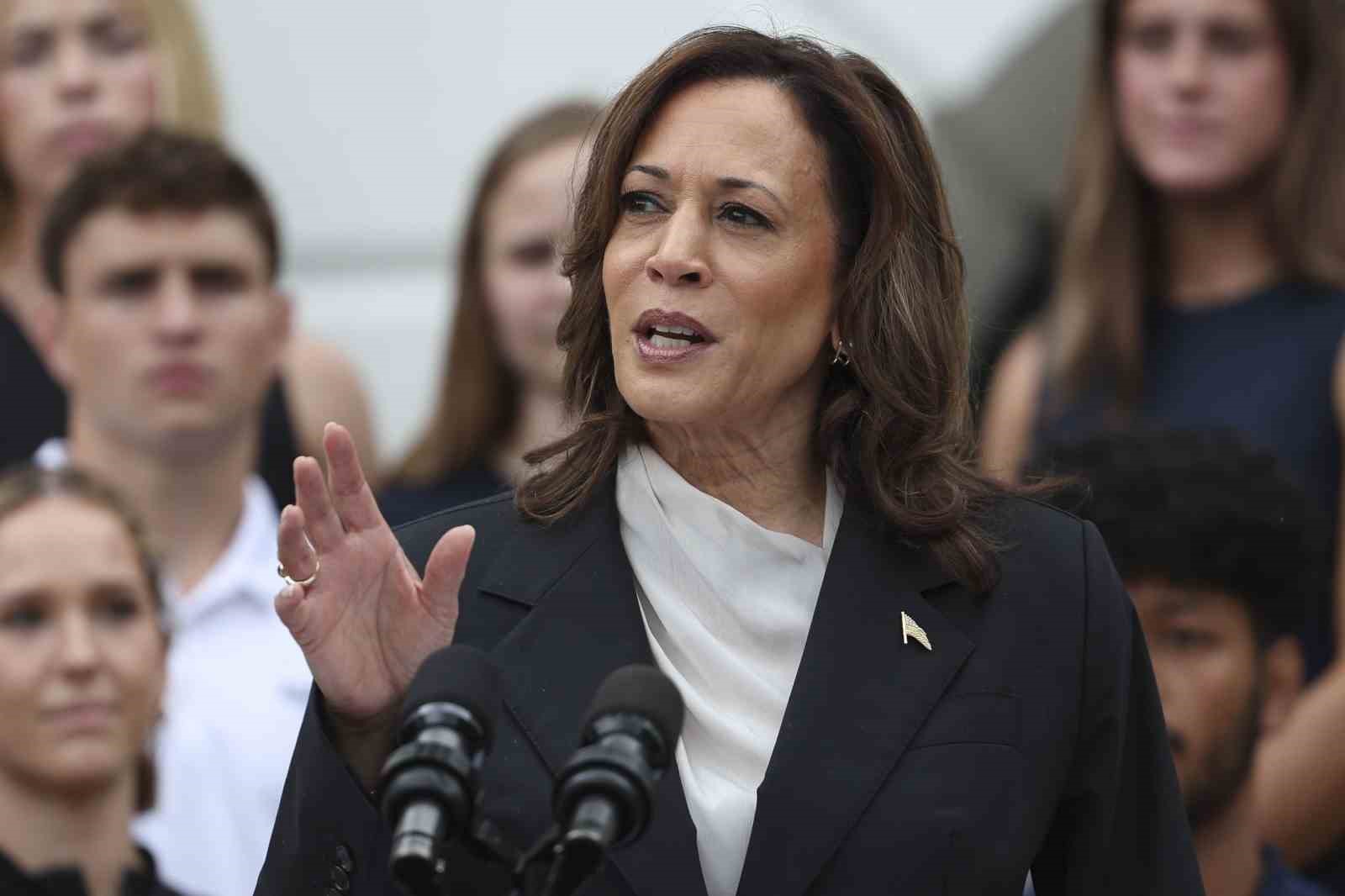 Kamala Harris, Demokrat Partili delegelerin yeterli desteğini aldı