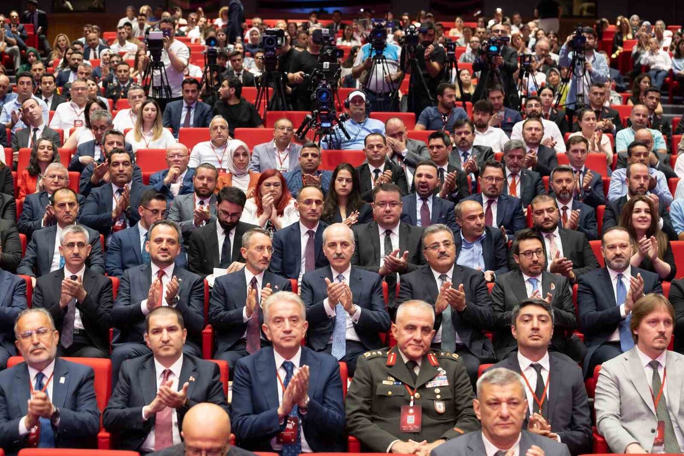 KURTULMUŞ “DEMOKRASİ OLMAZSA SİYASİ İRADENİN GERÇEKLEŞMESİ MÜMKÜN OLMAZ” DEDİ.