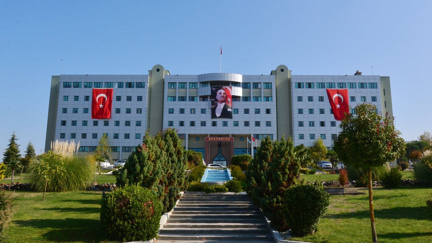 
Balıkesir Üniversitesi (BAÜN), sanatta