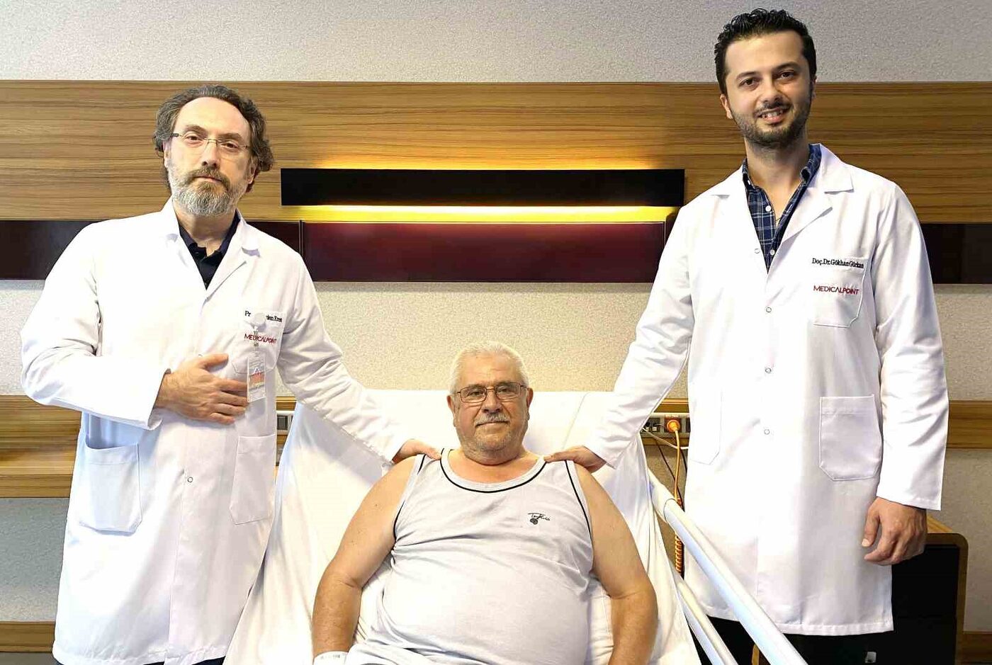 İEÜ Medical Point Hastanesi