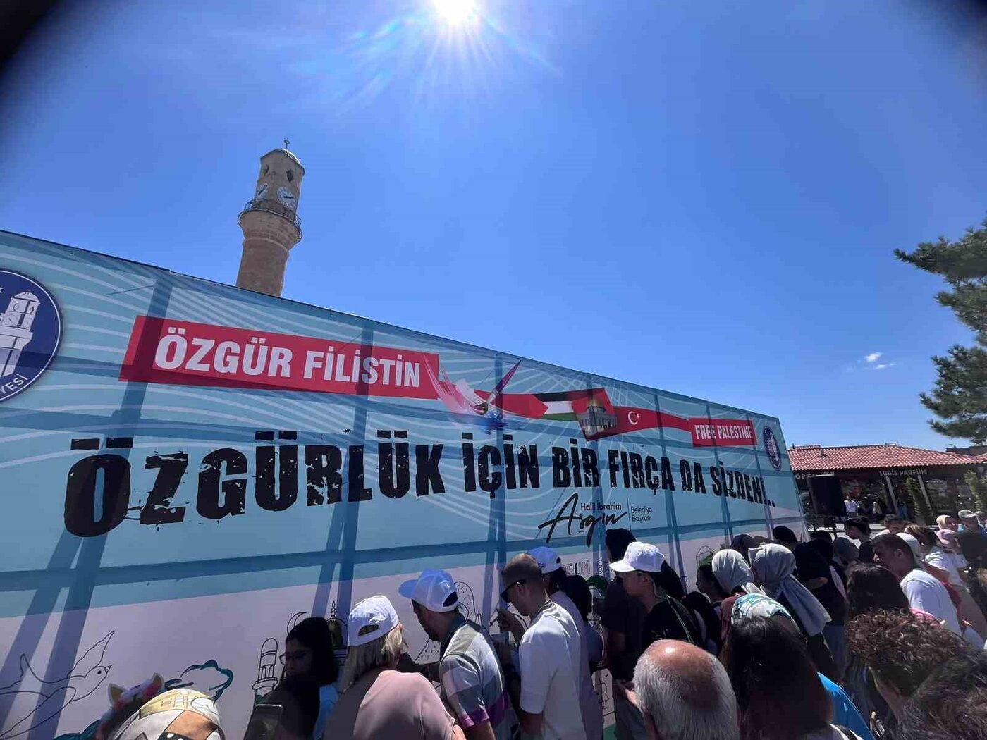 Bu fırça darbeleri özgür Filistin için