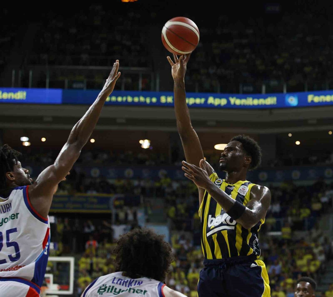 Erkekler Basketbolda Fenerbahçe Beko