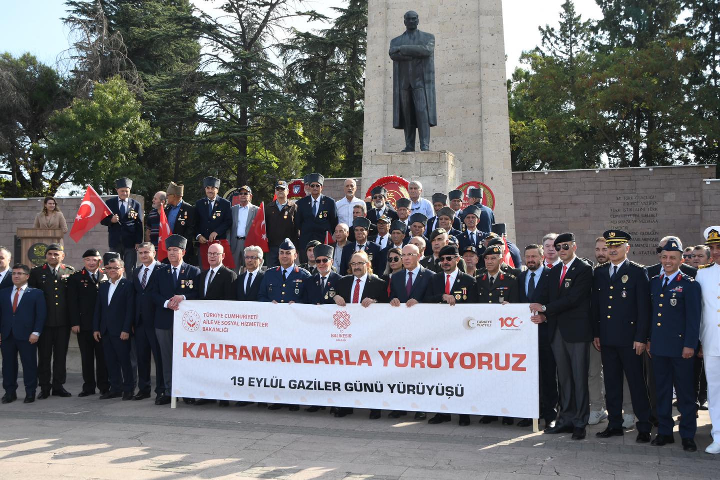 Balıkesir Valisi İsmail Ustaoğlu,