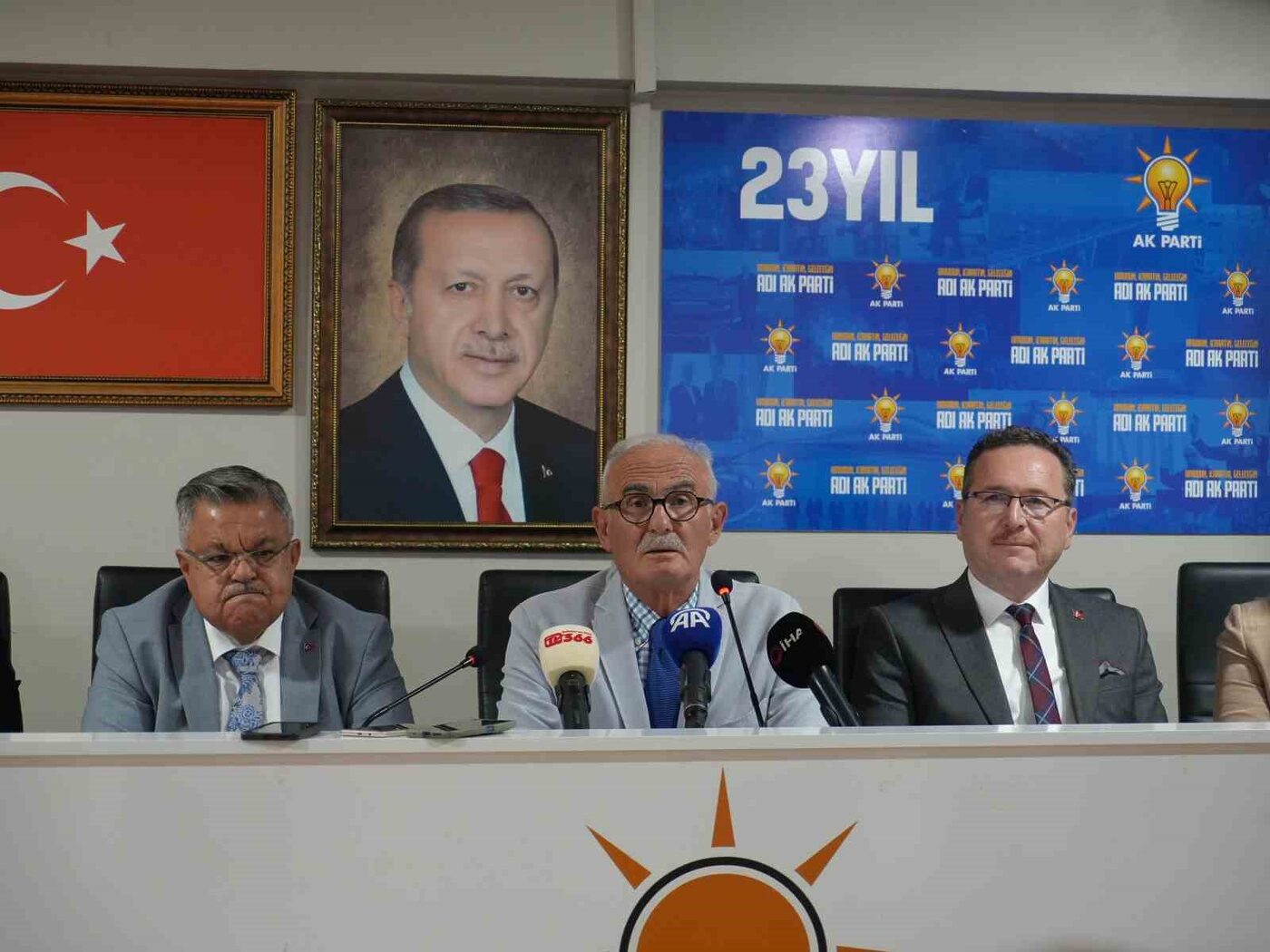 AK Parti Genel Başkan Yardımcısı Yılmaz’dan CHP’li belediyelere eleştiri