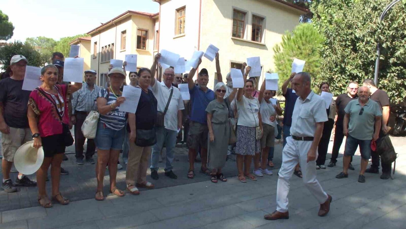 Balıkesir’in Burhaniye ilçesinde çevreciler,