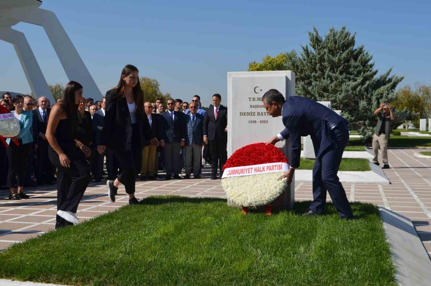 CHP Genel Başkanı Özel: “Teğmenlerin yaptığını imam hatiplilerin bir toplantısında dile getirirseniz burada doğrudan ’ben bir kutuplaşma istiyorum en uygun zemin burada’ diyorsunuzdur”