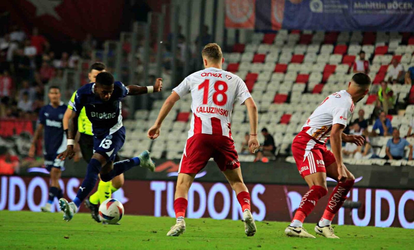 Trendyol Süper Lig: Antalyaspor: 0 – Fenerbahçe: 2 (Maç sonucu)