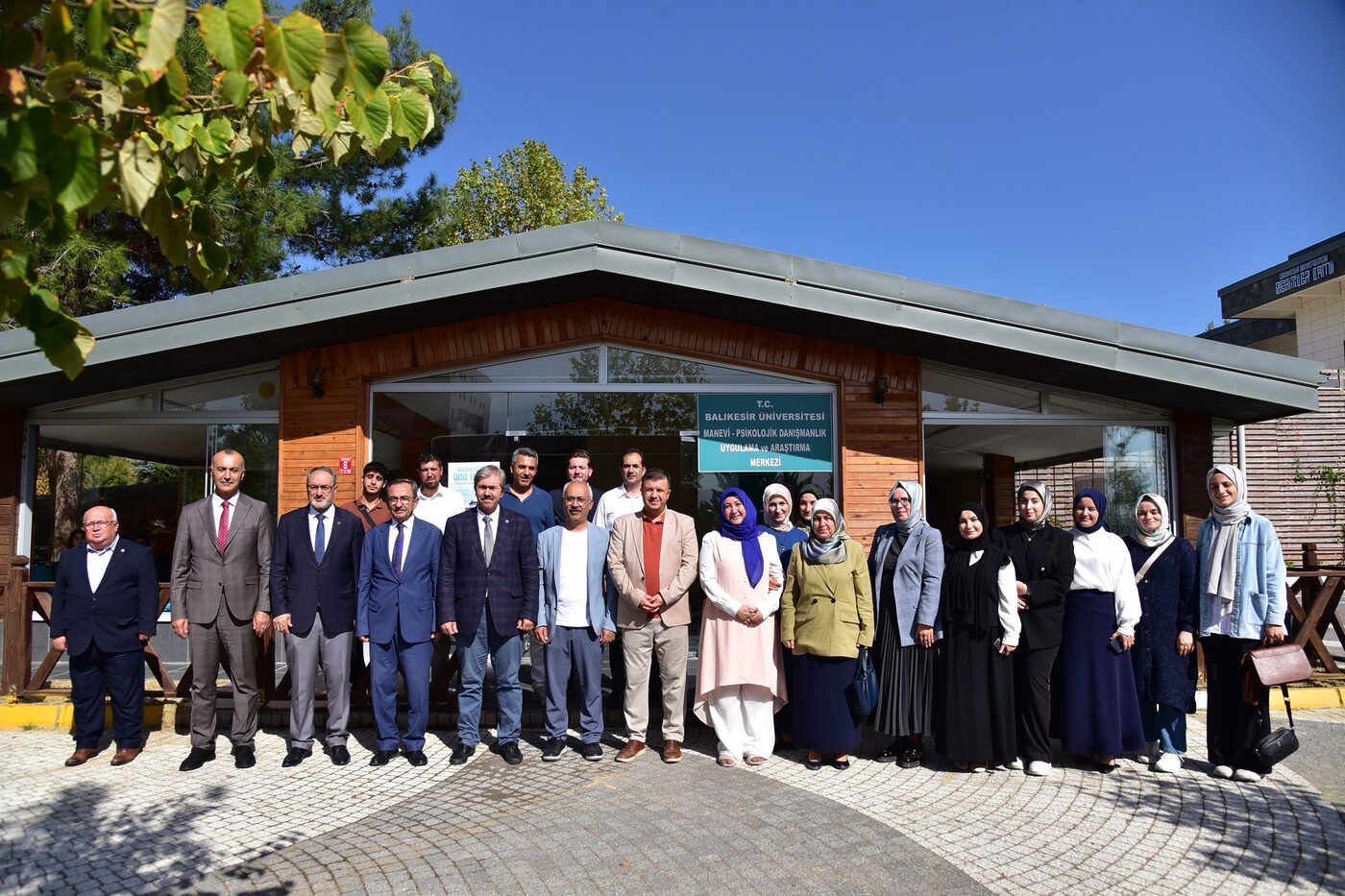 Balıkesir Üniversitesi bünyesinde faaliyet