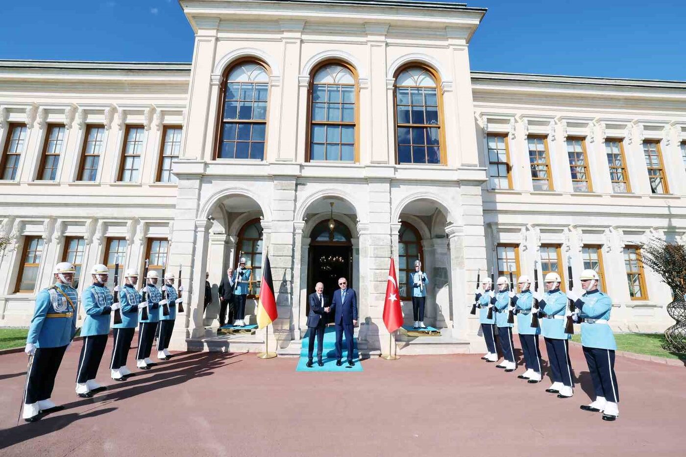 Cumhurbaşkanı Erdoğan, Almanya Başbakanı Olaf Scholz’u kabul etti