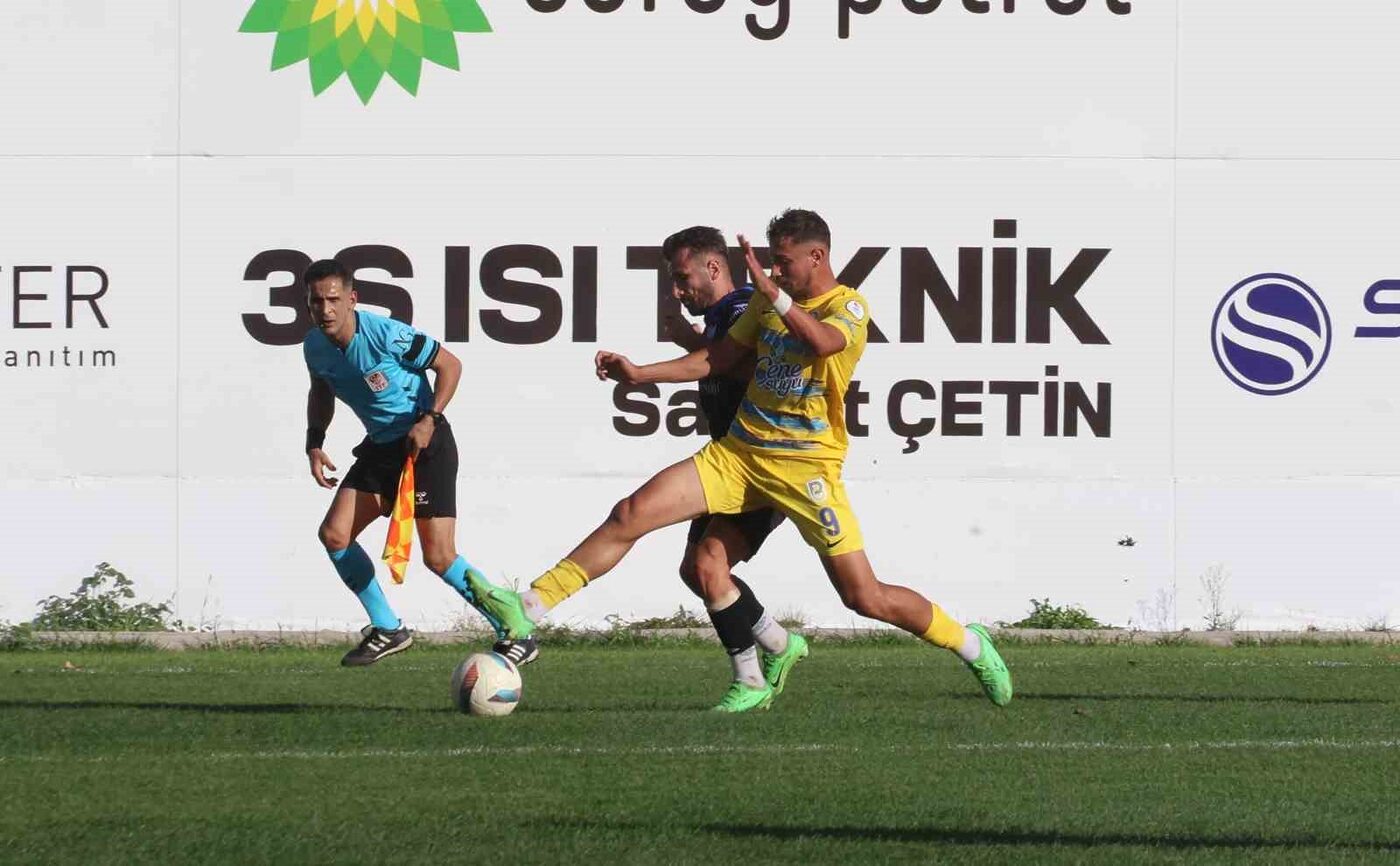 TFF 2. Lig: Belediye Derincespor: 1 – Erbaaspor: 1