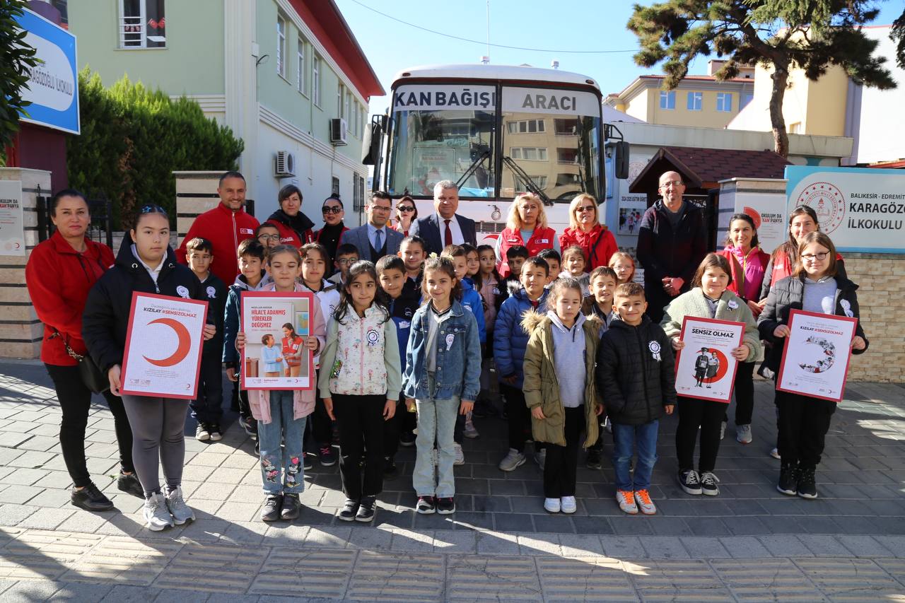 Edremit Belediyesi protokolü "Okulumda