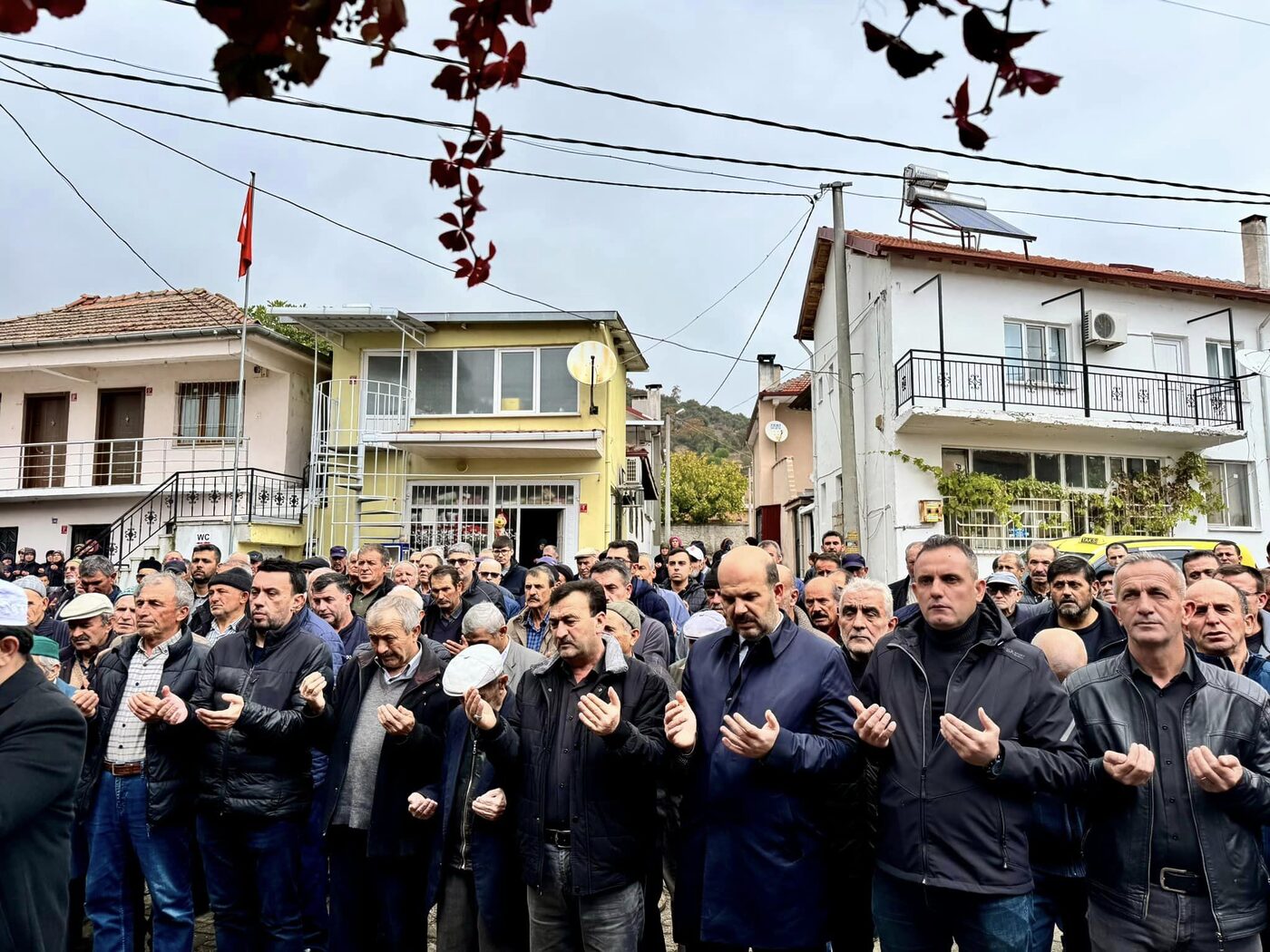 İvrindi Belediye Başkanı Önder