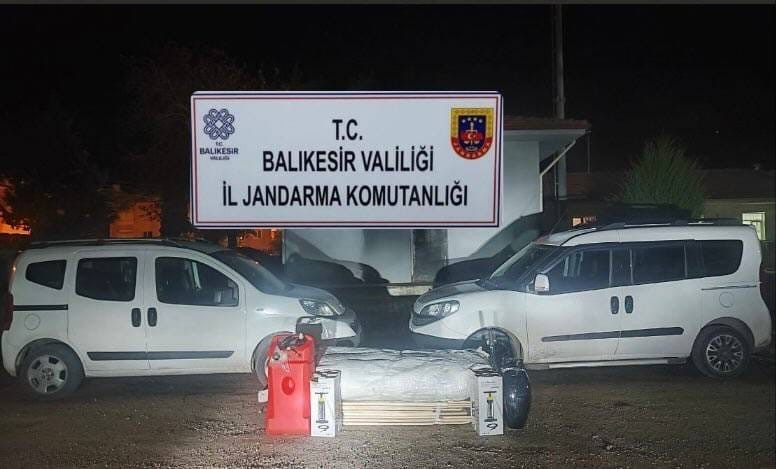 Balıkesir’in Ayvalık ilçesinde, yasadışı