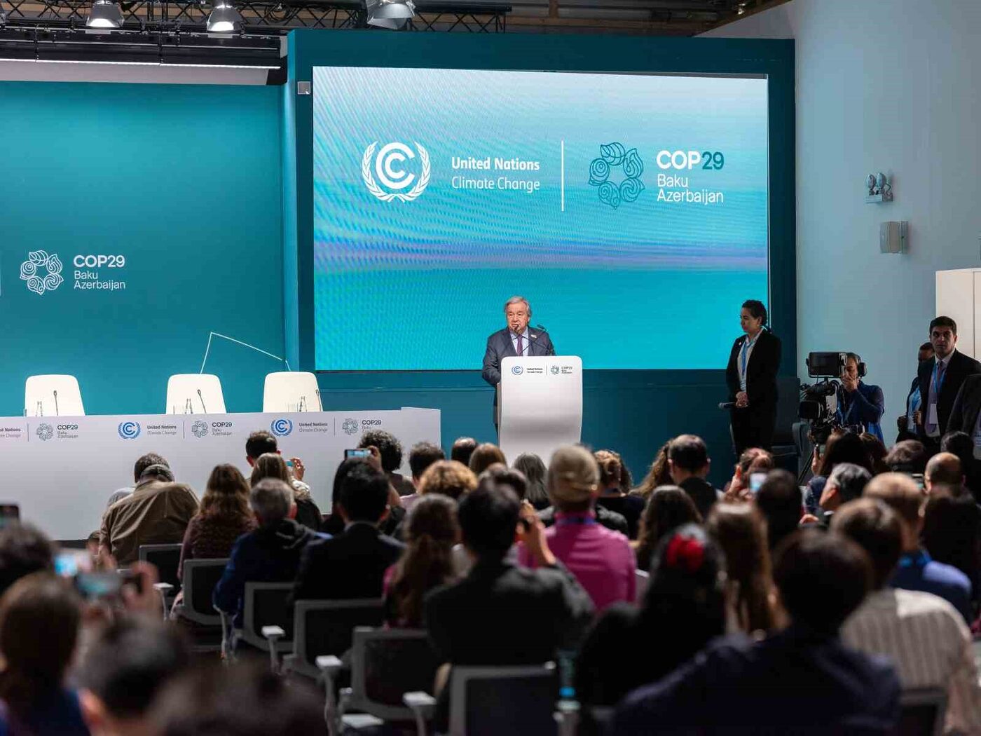 Azerbaycan’dan COP29’un son saatlerinde iş birliği çağrısı