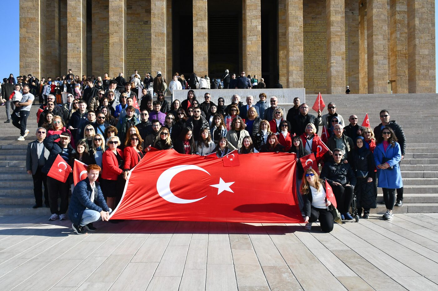 Balıkesir Büyükşehir Belediyesi’nin Anıtkabir’e