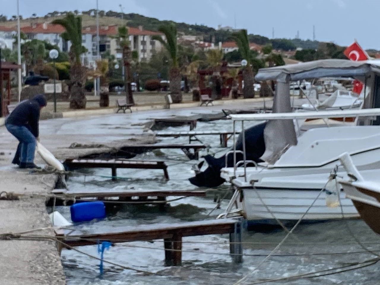 Balıkesir’in Ayvalık ilçesi başta