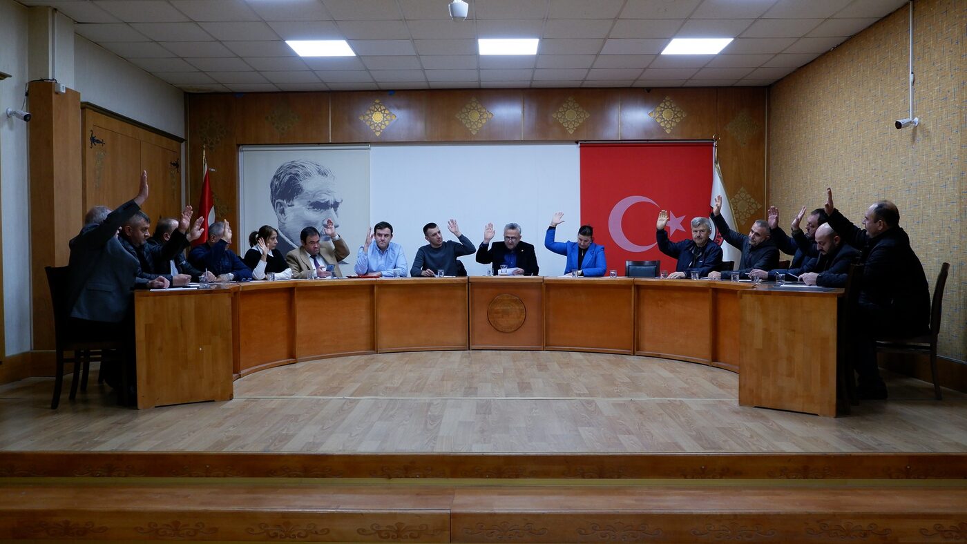 Dün akşam Susurluk'ta Aralık Ayı Olağan Meclis Toplantısı gerçekleştirildi.