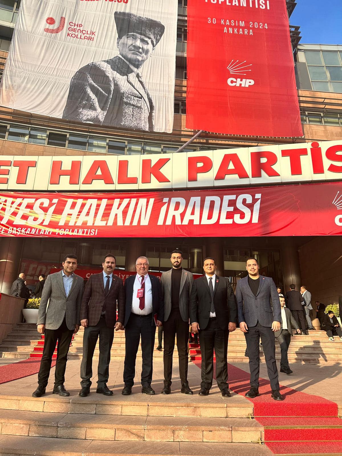 ANKARA’DA TOPLANTIYA KATILDI Edremit Belediye Başkanı Mehmet Ertaş, Belediye Başkanları toplantısına katılım sağladı
