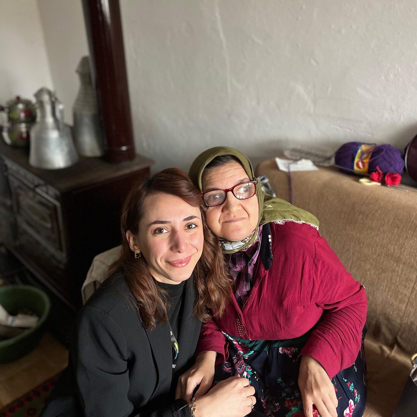 Dursunbey Belediyesi, vatandaşlarla arasına gönül köprüsü kurmaya devam ediyor.