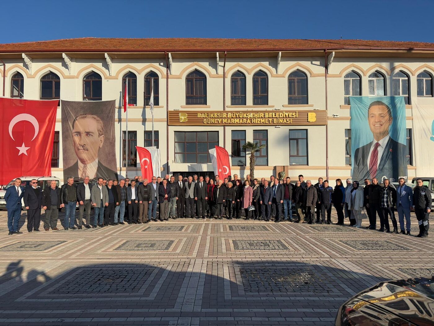 Kent yönetiminde muhtarlarla yakın