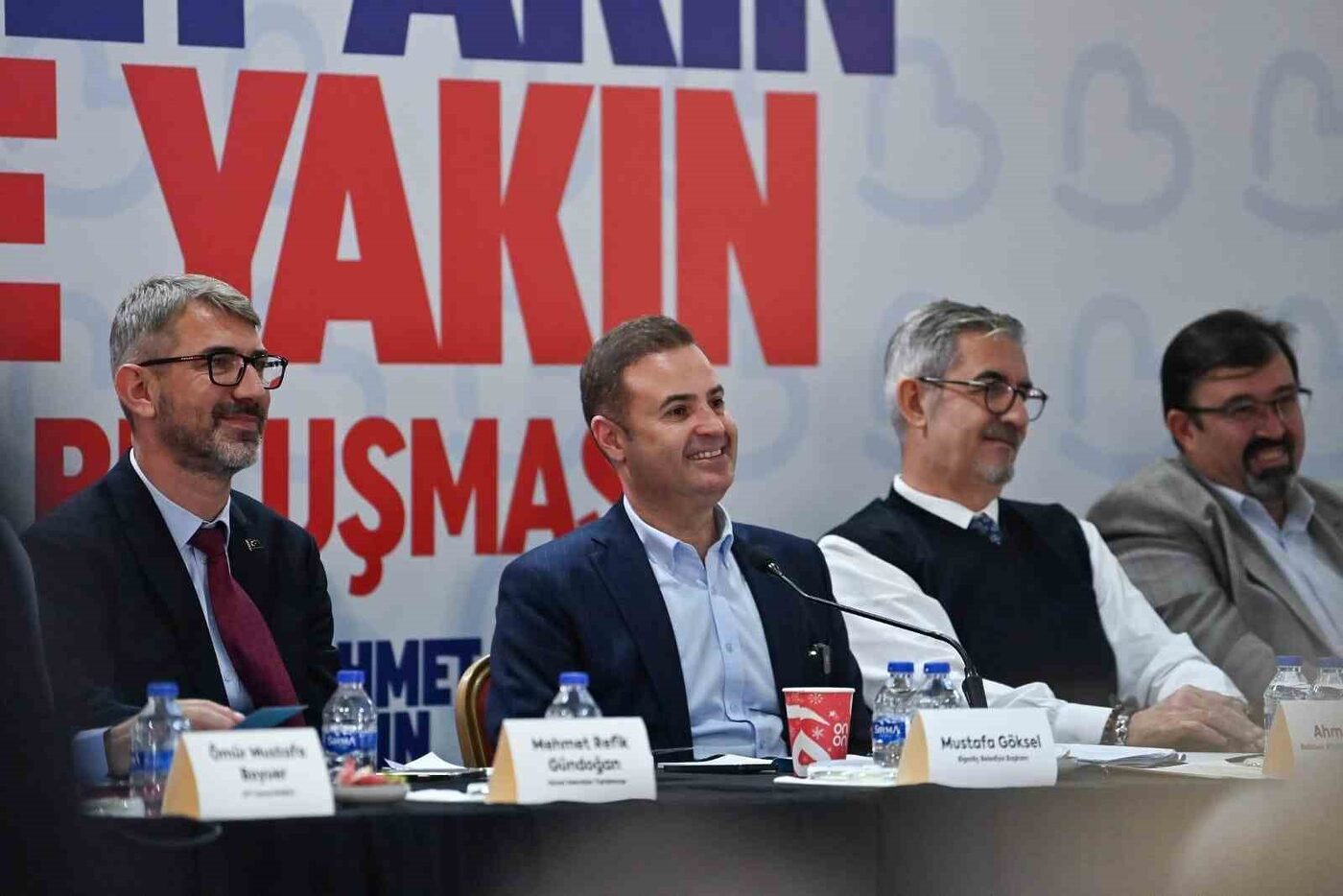 Bigadiç’te gerçekleşen Halk Buluşması’nda Bigadiçlilerle bir araya gelen Balıkesir Büyükşehir