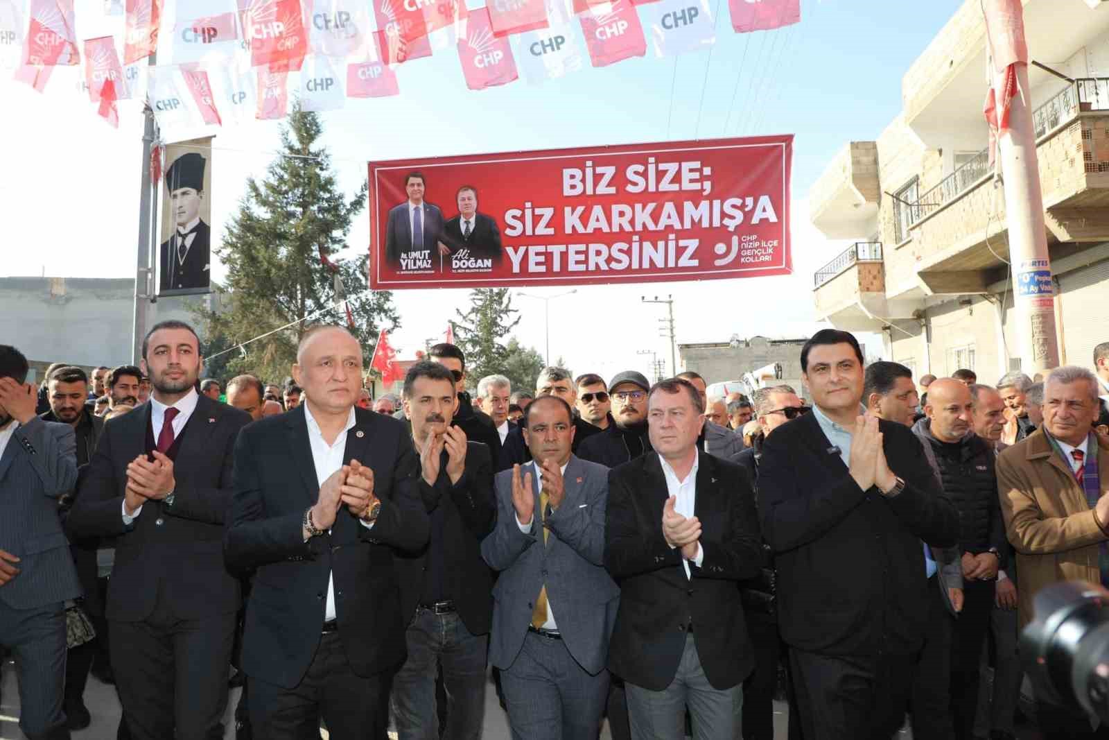 CHP’den istifa ederek AK