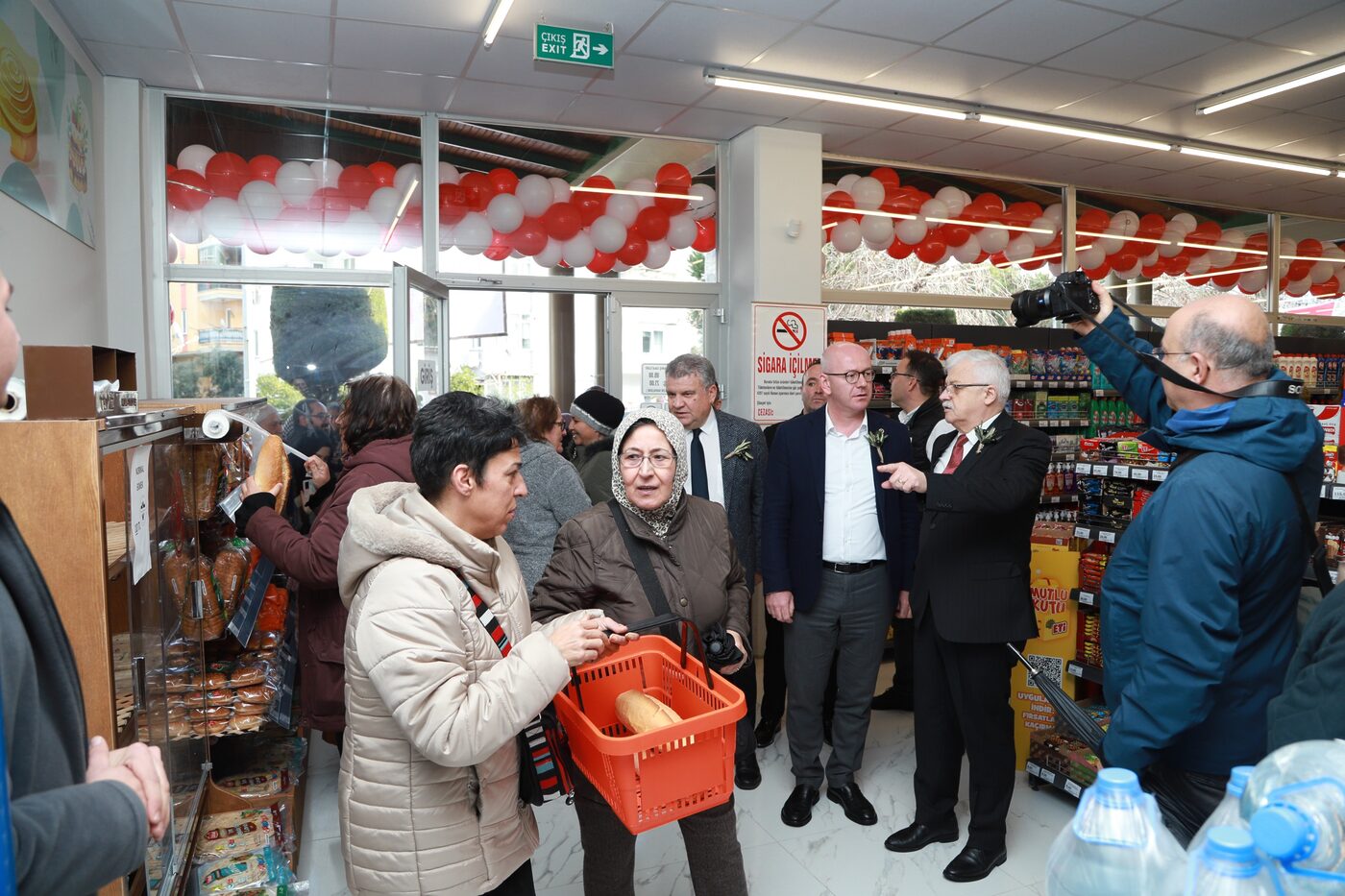 Burhaniye Belediye Başkanı bir vaadini daha hayata geçirdi. Belediye bünyesinde