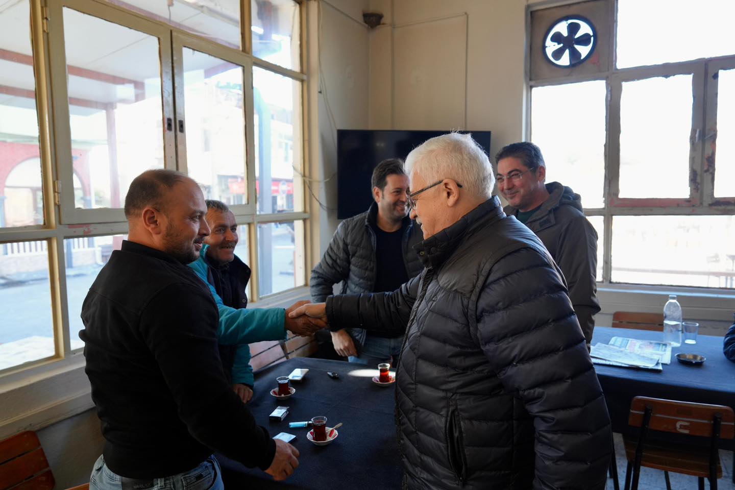 Burhaniye Belediye Başkanı Ali Kemal Deveciler, Belediye Başkan Vekili Osman