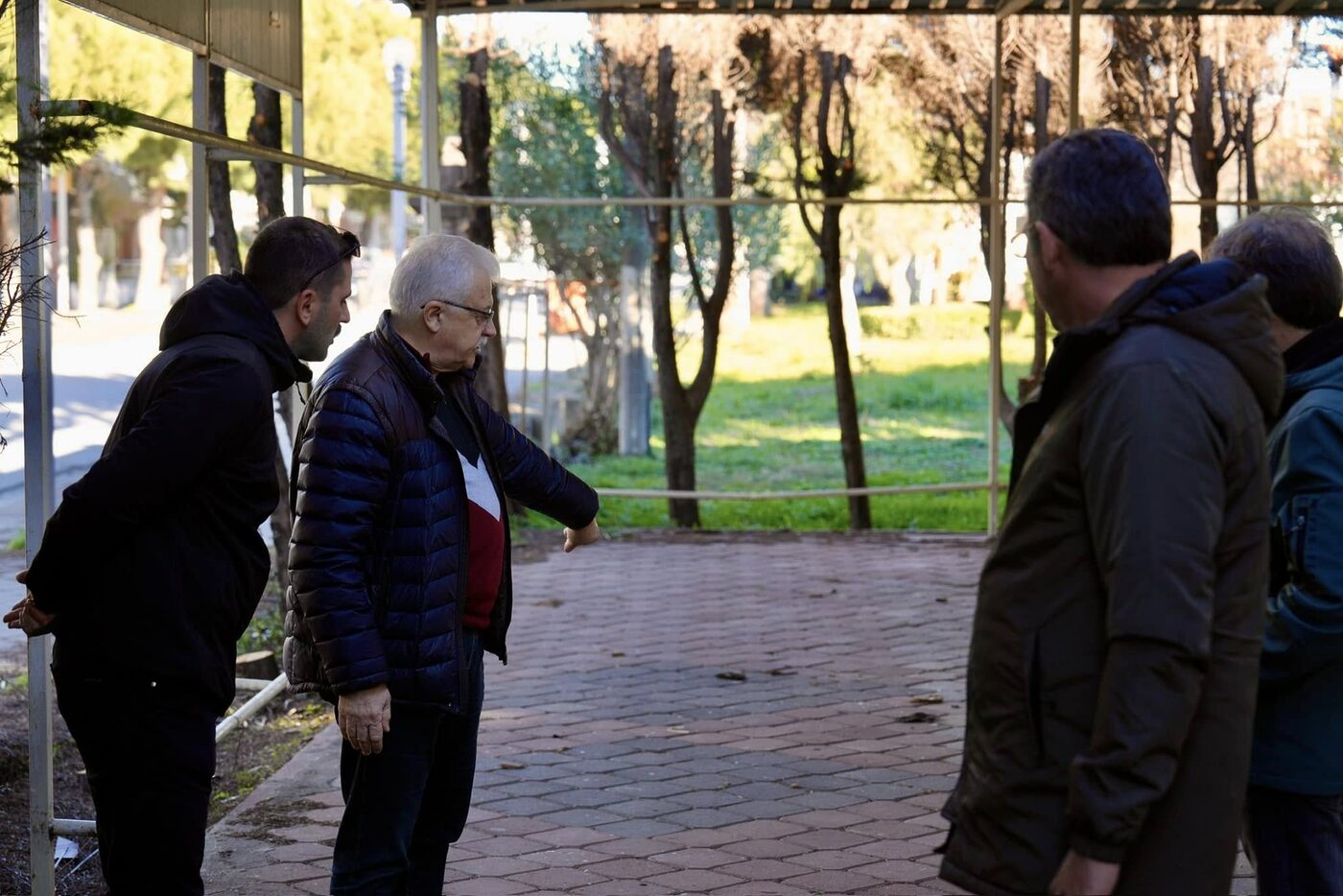 Burhaniye Belediye Başkanı Ali Kemal Deveciler, emekliler için yapılacak olan