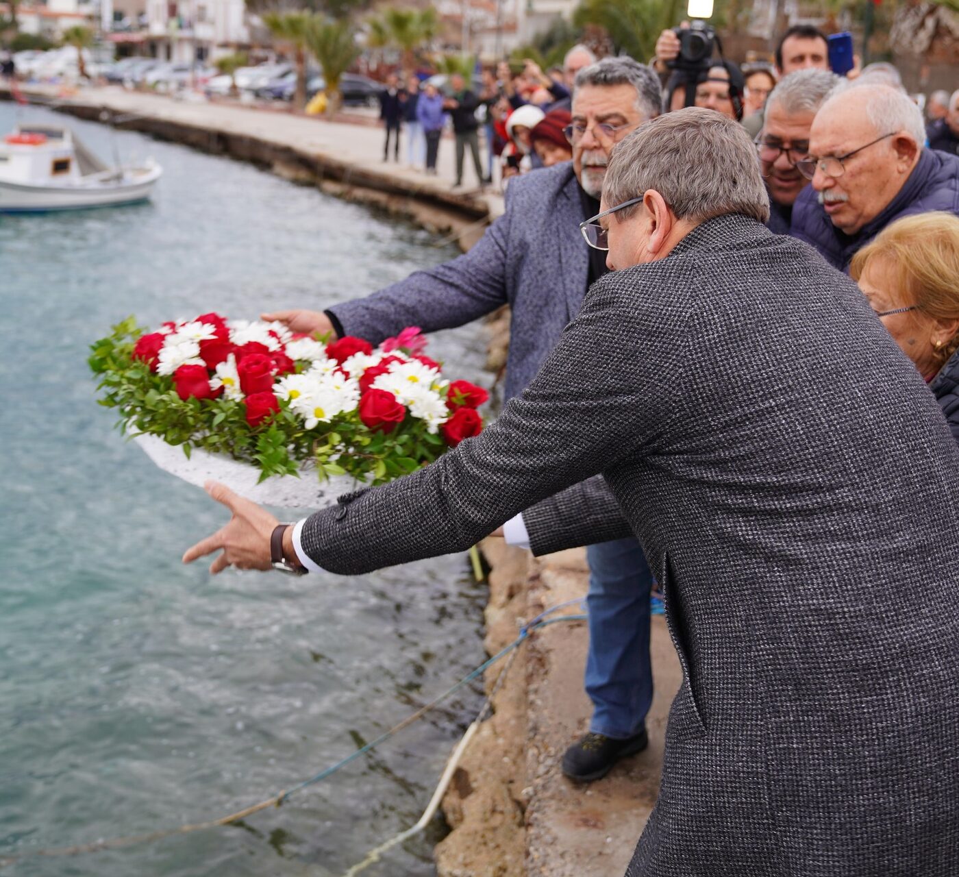 Ayvalık'ta mübadelenin 102. yılı çeşitli etkinliklerle anıldı...