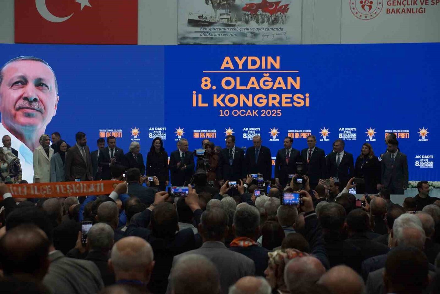 AK Parti Aydın İl Başkanlığı 8. Olağan İl Kongresinde Başkan