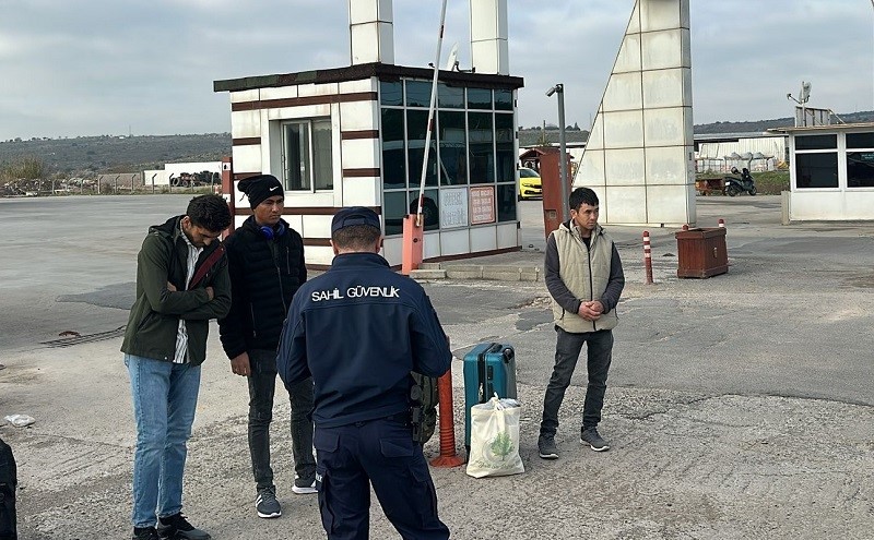 Balıkesir’in Ayvalık ilçesinde; yasa dışı yollarla Yunanistan’ın Midilli Adası’na gitmek