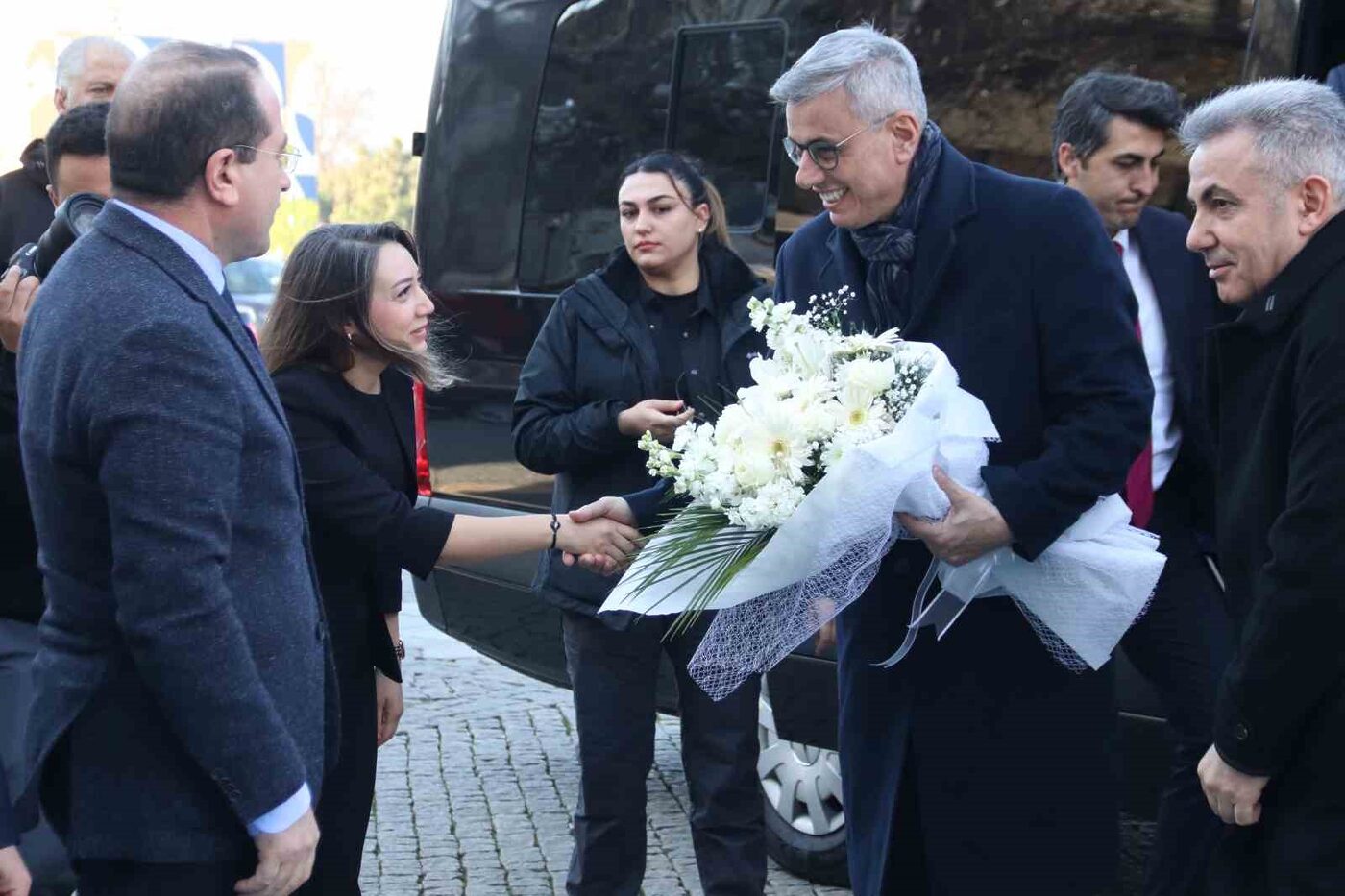 Sağlık Bakanı Kemal Memişoğlu, İzmir’deki sağlık yatırımlarına ilişkin, “Tepecik Hastanesini