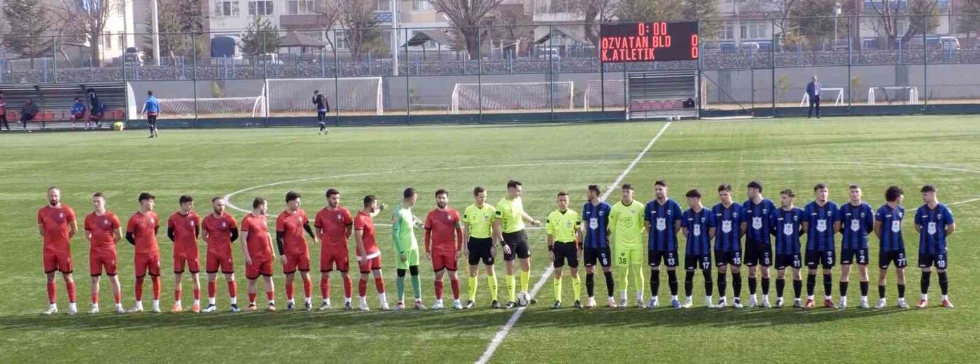 Kayseri Süper Amatör Küme A Grubu maçında Özvatanspor ile Kayseri