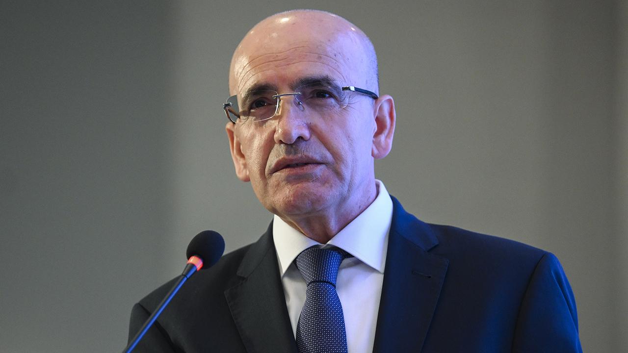 Hazine ve Maliye Bakanı Mehmet Şimşek, "Yıllık enflasyon 2024’te 20