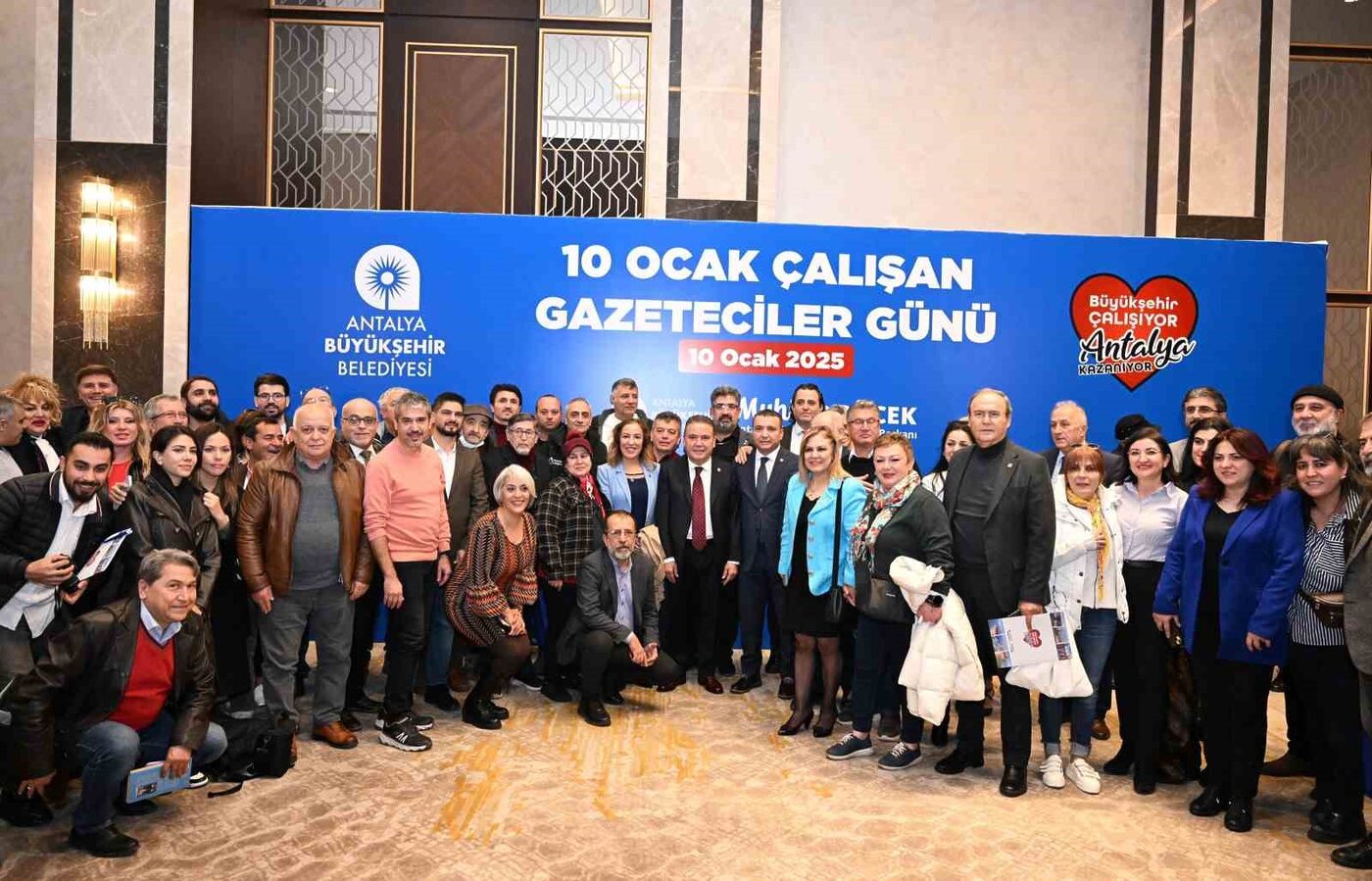 10 Ocak Çalışan Gazeteciler Günü kapsamında Antalya’da düzenlenen programda basın