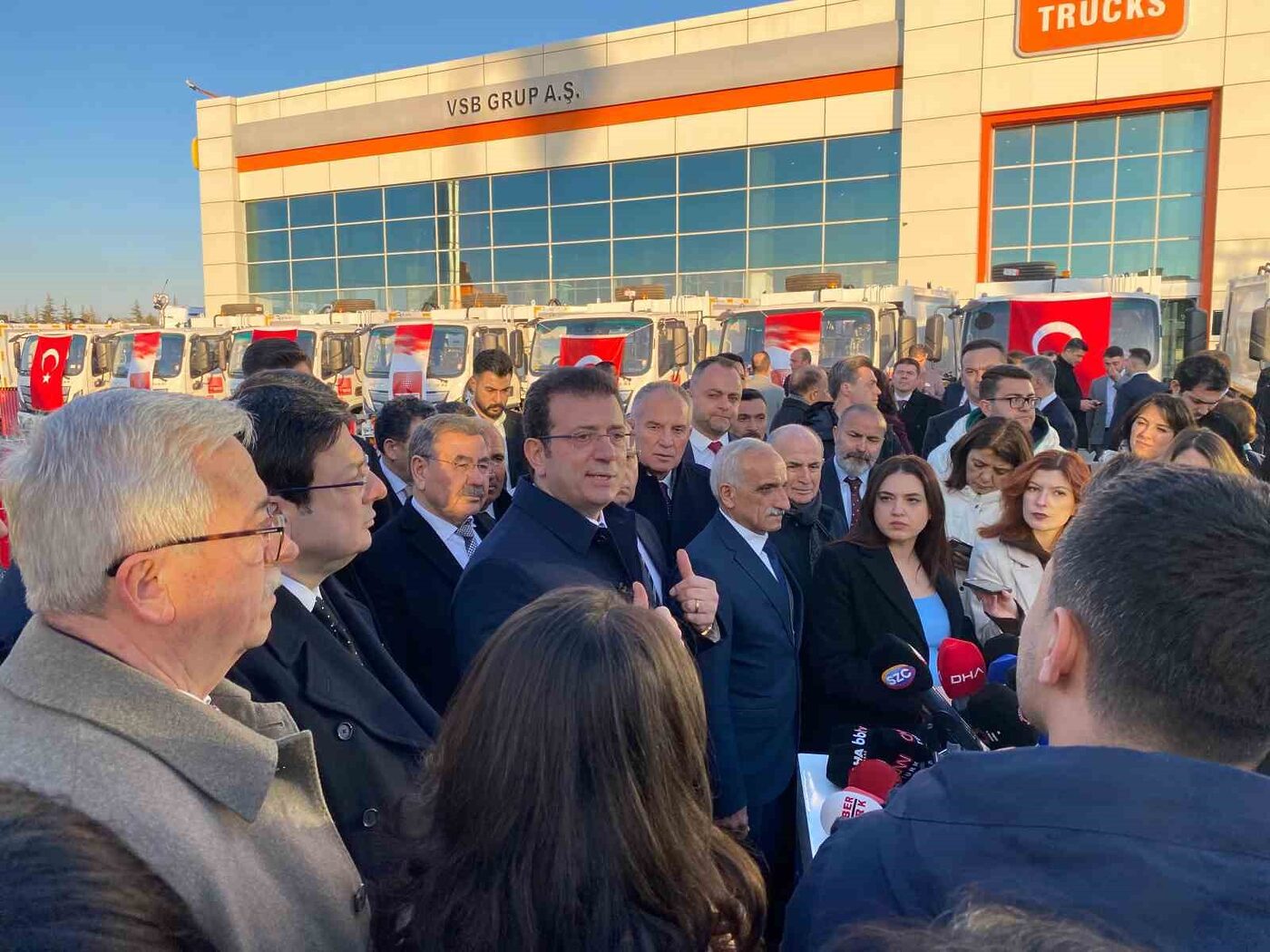 Ankara’da Türkiye Belediyeler Birliği (TBB) tarafından düzenlenen törenle 35 araç