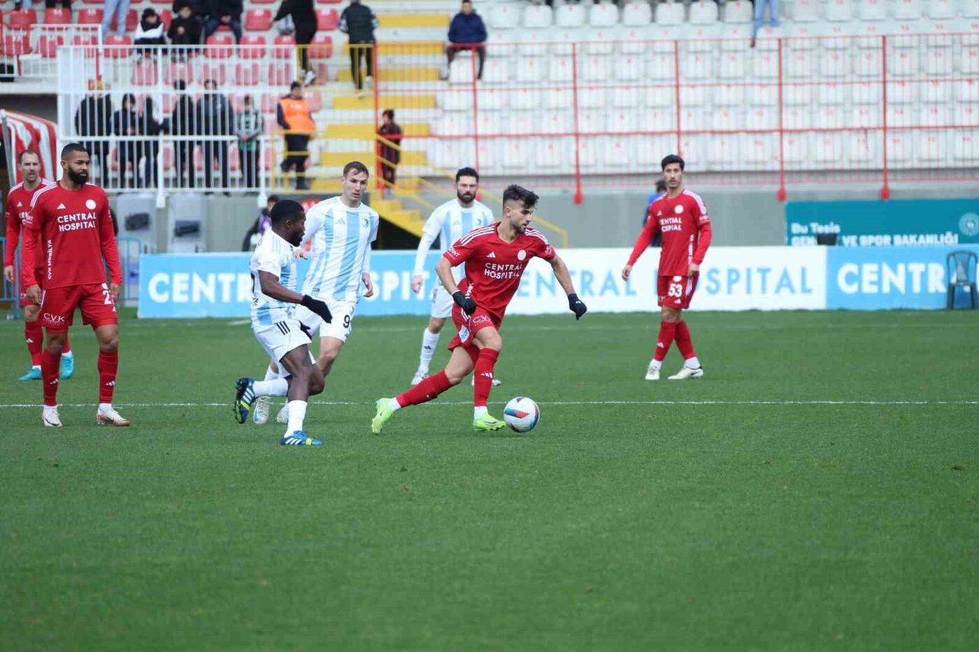 Trendyol 1. Lig’in 18. haftasında Ümraniyespor, konuk ettiği Erzurumspor FK